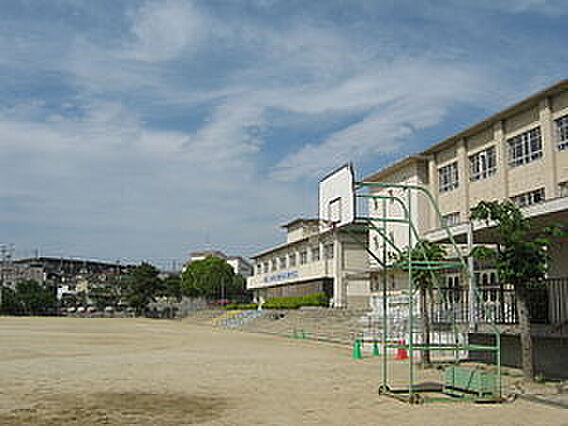寝屋川市立第六...