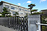 周辺：枚方市立春日小学校まで745m