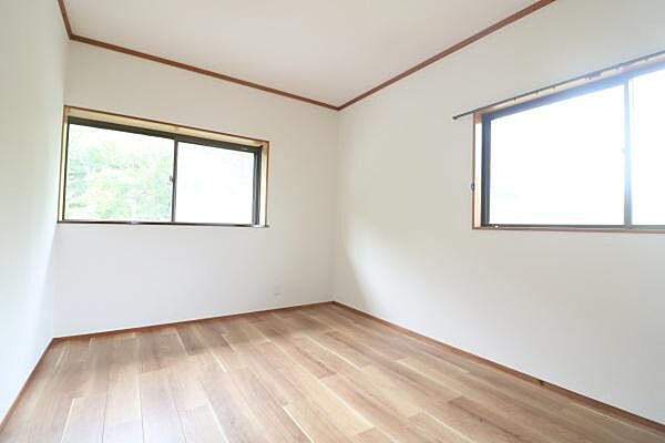 洋室を拡大表示