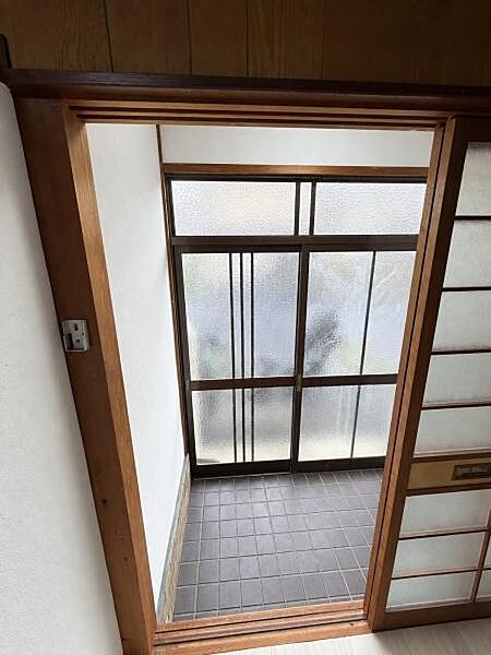 玄関を拡大表示