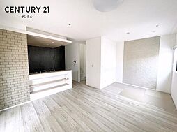 北権現町の中古住宅 4LDKのリビング/ダイニング