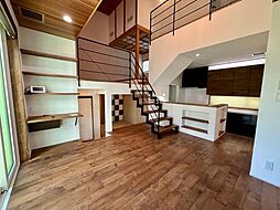 佐土原町戸建 4LDKのリビング/ダイニング