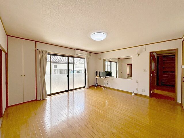 リビング/ダイニング 立川市幸町5丁目