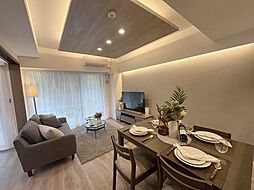 ヴィルヌーブ西八王子 3LDKのリビング/ダイニング