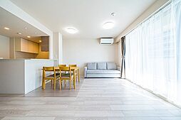 プレミスト昭島モリパークレジデンス 3LDKのリビング/ダイニング