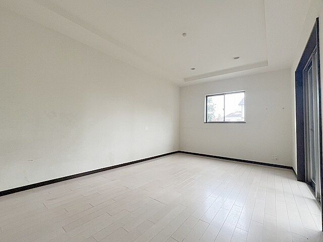 リビング/ダイニング 小平市花小金井5丁目