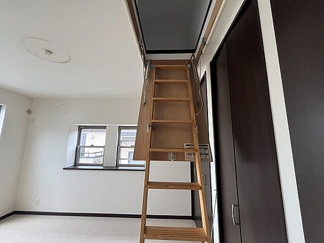 室内 小平市花小金井5丁目