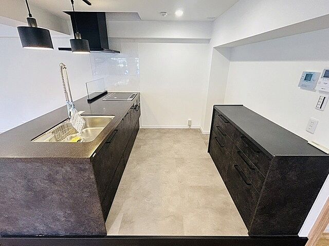 キッチン カーサ三鷹 1階/-