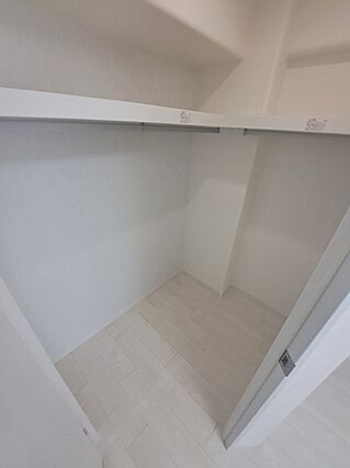 沢山の洋服も収...