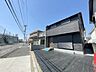 外観：個々の優先事項や好みに基づいて考慮することが重要、 様々なライフスタイル、自分や家族にとってマッチする街並みを選ぶことが大切です。 