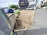 外観：建築条件なしの敷地。弊社グループ「白馬建設」にて建物プランをご提案できます。実際の陽当たりやサイズ感を現地でお確かめください。  