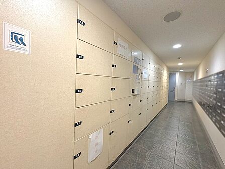 宅配ボックス、郵便受け