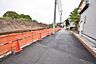 外観：安心して暮らすことのできる住宅街。　住宅地の道路は一般に交通量が少なく車などの騒音が少ないため、住民にとって静かな生活環境が提供されます。 