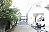 外観：安心して暮らすことのできる住宅街。　住宅地の道路は一般に交通量が少なく車などの騒音が少ないため、住民にとって静かな生活環境が提供されます。 