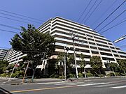 周辺のエリアで他にも沢山売りに出ている物件があります。インターネット掲載前の情報などもありますのでお気軽にお問合せください。まとめてご見学できます。 
