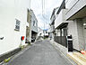 外観：周囲の街並みとも調和する洗練された外観が、心地よい暮らしの始まりを予感させます 