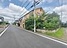 外観：実際に室内をご見学頂くと生活のイメージが広がります。家具を置いたイメージや窓からの景色など、現地で体感ください。 