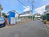 外観：周辺は住宅が建ち並ぶ閑静な住宅街です。 