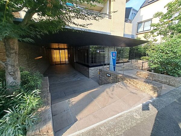 エントランスを拡大表示