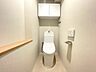 トイレ：トイレにはウォシュレット機能を標準装備。 