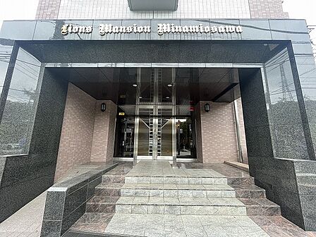 実際に室内をご見学頂くと生活のイメージが広がります。家具を置いたイメージや窓からの景色など、現地で体感ください。