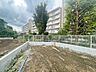 外観：建築条件なしの敷地。弊社グループ「白馬建設」にて建物プランをご提案できます。実際の陽当たりやサイズ感を現地でお確かめください。  