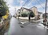 外観：安心して暮らすことのできる住宅街。　住宅地の道路は一般に交通量が少なく車などの騒音が少ないため、住民にとって静かな生活環境が提供されます。 