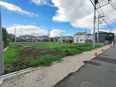 外観：現地のご見学予約もスタートしました。周辺で売りに出ている物件も沢山御座います。まとめてご見学ができますのでお気軽にお申しつけください。 