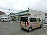 周辺：ファミリーマート富田林中野町店まで1196m