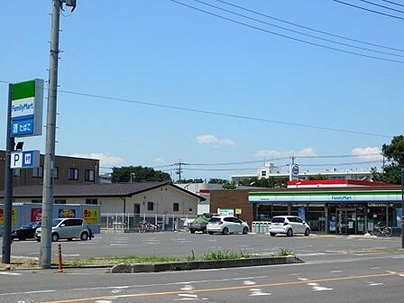 ファミリーマート鶴ヶ島五味ケ谷店まで301m