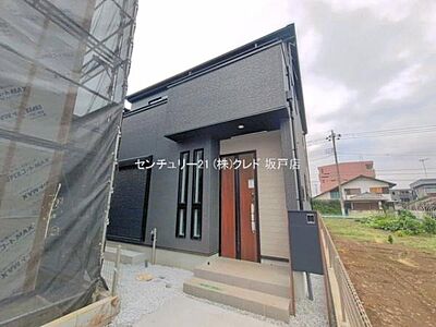 外観:設計・建設住宅性能評価書をダブル取得した安心の4LDK。和室はお子様の遊び場やお昼寝スペース、客間など、ライフスタイルに合わせて多目的に活用できます。 外観:設計・建設住宅性能評価書をダブル取得した安心の4LDK。和室はお子様の遊び場やお昼寝スペース、客間など、ライフスタイルに合わせて多目的に活用できます。