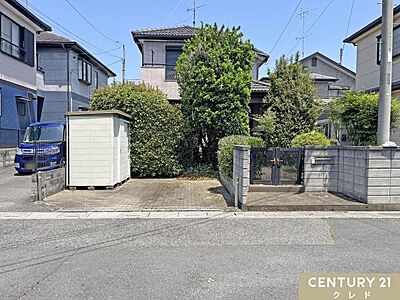 外観:敷地49坪のゆとりある4LDK!植栽なども楽しめる緑豊かなお庭付き。南公道5mに面し陽当り良好! 外観:敷地49坪のゆとりある4LDK!植栽なども楽しめる緑豊かなお庭付き。南公道5mに面し陽当り良好!