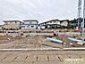 その他：現在基礎の状態です。地盤調査を行った後に、家の面積と同じ大きさの基礎を作ることでしっかりと家を支えます。