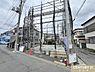 その他：基礎から上棟に代わる準備を行っています。地盤調査を行った後で家の骨組みとなる部分を作っていきます。