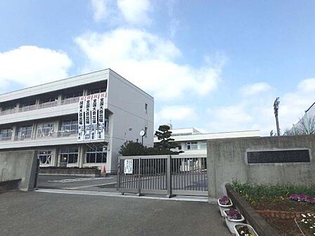 東松山市立東中学校まで1360m