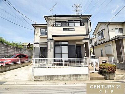 外観:南道路×全室南東向きの明るい4LDK。たっぷりの陽光が住まい全体を包み込み、リビングはもちろん各居室まで明るく、心地よい毎日を過ごせます。 外観:南道路×全室南東向きの明るい4LDK。たっぷりの陽光が住まい全体を包み込み、リビングはもちろん各居室まで明るく、心地よい毎日を過ごせます。
