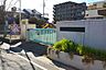 周辺：薬師保育園まで585m