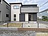 その他：区画整理地内、綺麗な街並みの「坂戸市千代田」エリア。小学校・中学校まで徒歩4分圏内。スーパー・クリニックも揃う暮らしやすい住環境です。