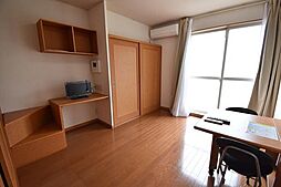 エトワール 1階1Kのリビング/ダイニング