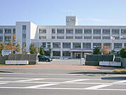守山市立守山南中学校まで1205m