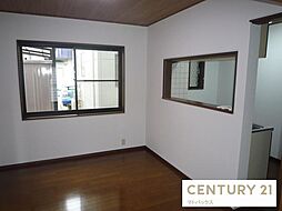 岩出市川尻中古一戸建て 4SLDKのリビング/ダイニング