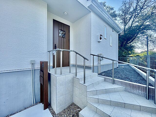 玄関 町田市上小山田町