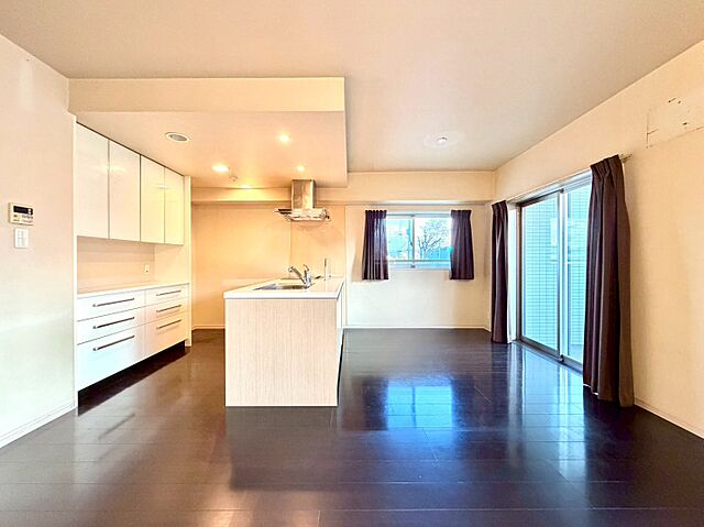 リビング/ダイニング ミオカステーロ町田 2階/-