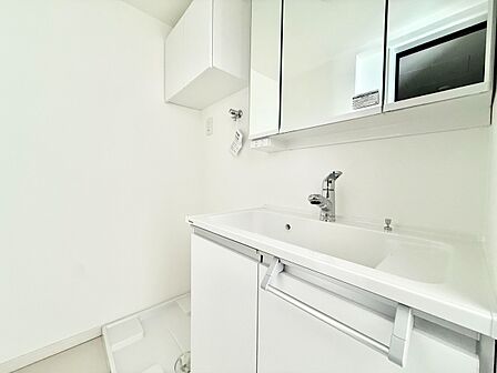 いつでも内覧可能です!お気軽にお問い合わせくださいませ。