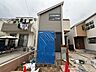 外観：建設中の狭小住宅の外観写真です