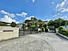 周辺：八王子市立中山中学校まで約2100m