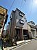 その他：3階建ての住宅で外観はシンプルなデザインです。窓が多く通風や採光が期待できます。