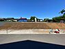 外観：複数の高速道路にもアクセス良好。