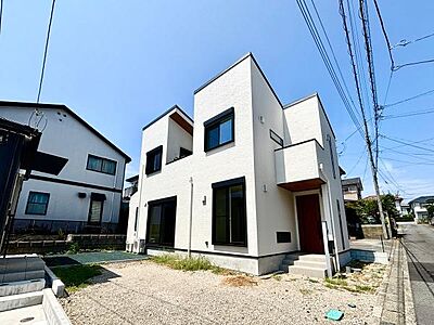 外観:タイセーハウジング施工 築浅注文住宅。 外観:タイセーハウジング施工 築浅注文住宅。