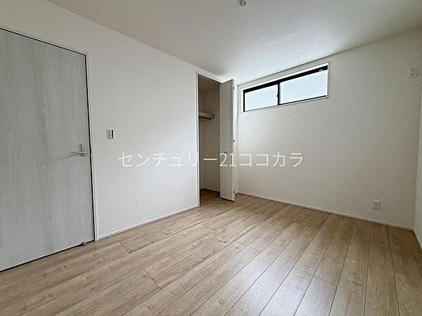 洋室を拡大表示